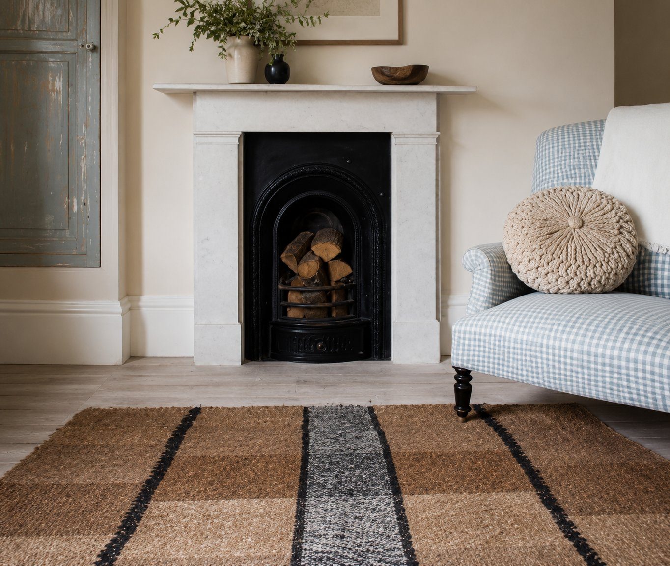 Brown & grey, broad stripe